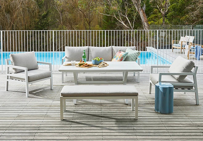Outdoor Settings