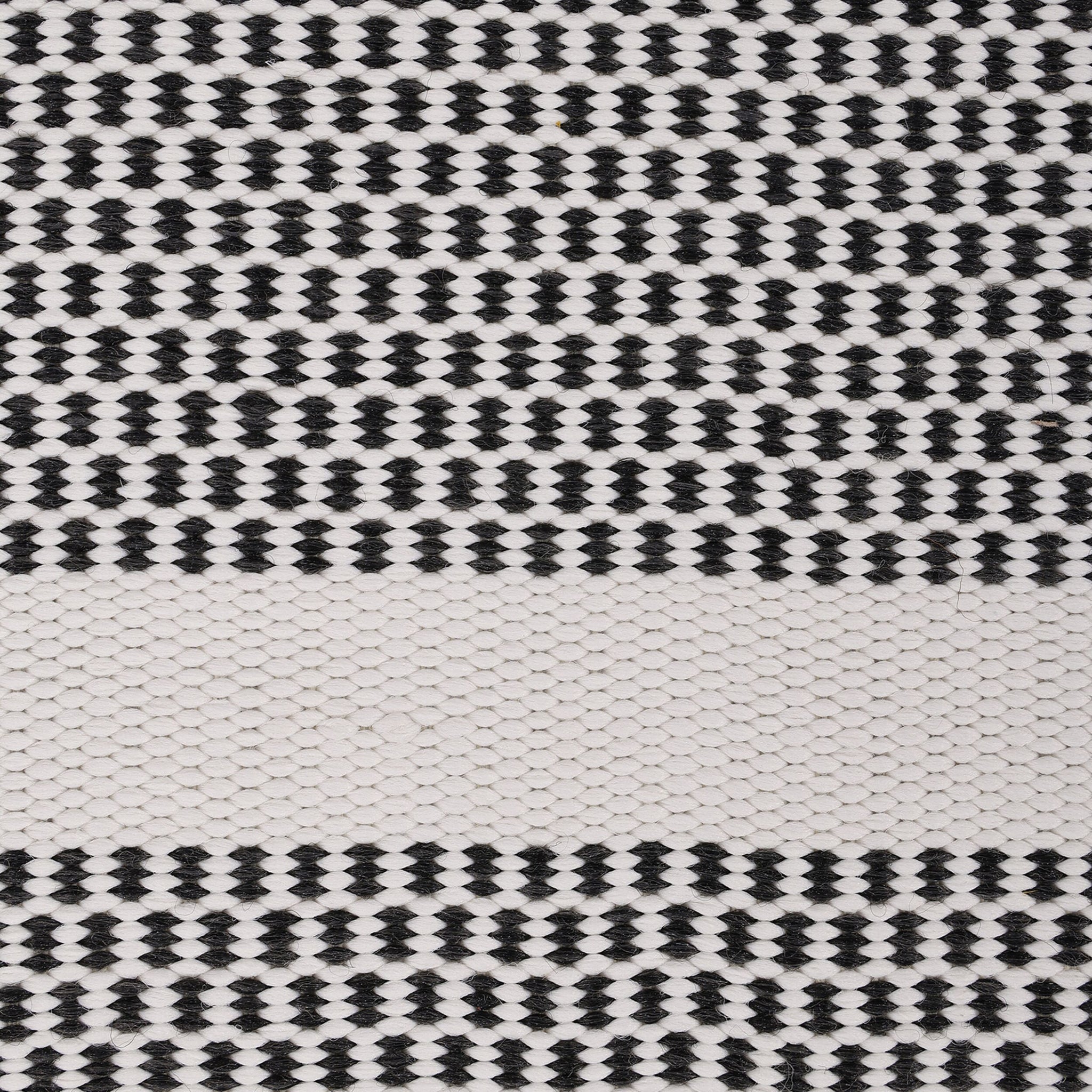 Amalfi Tropic Outdoor Rug Black 150x240cm