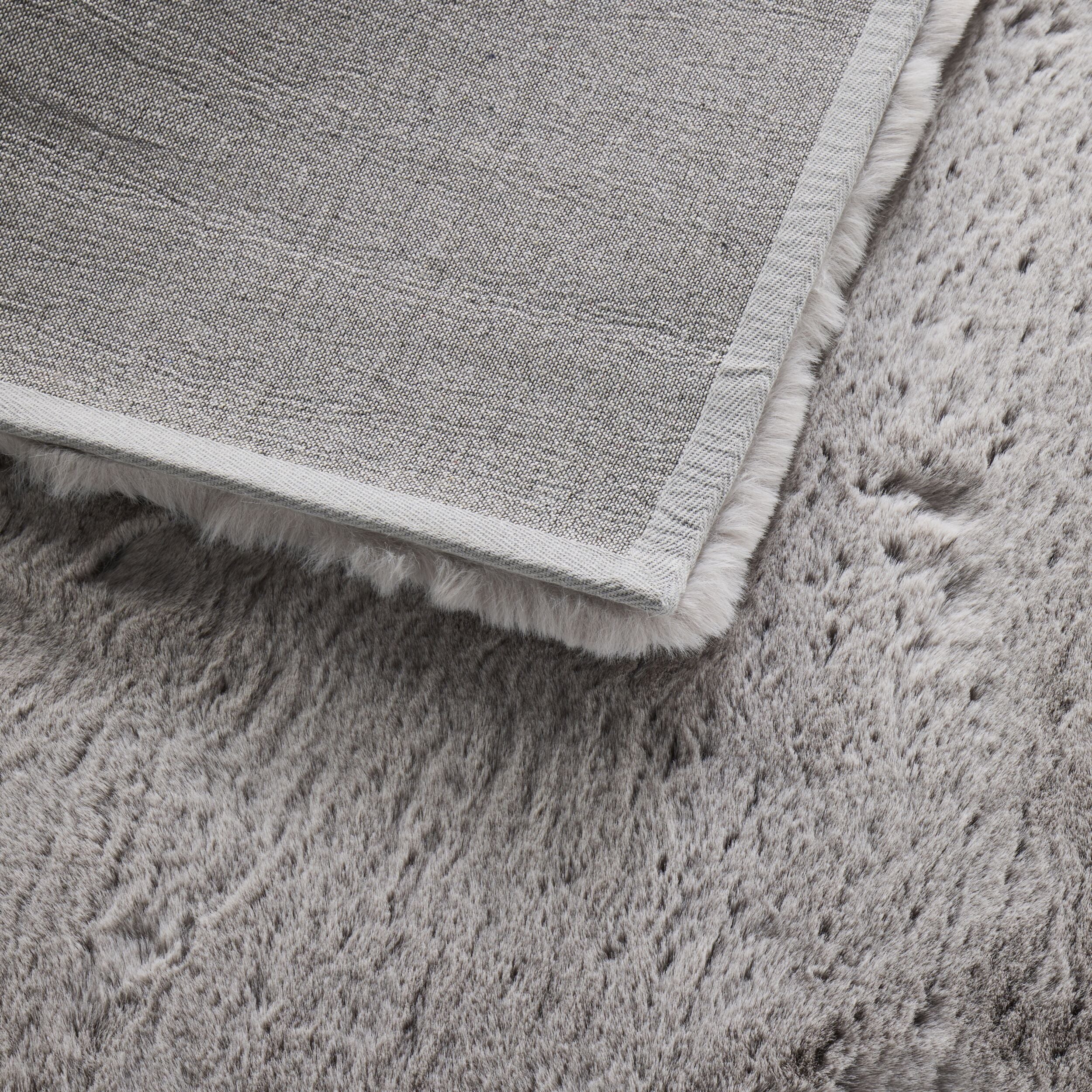 Faux Rabbit Fur Rug Silver 120x180cm – Early Settler NZ