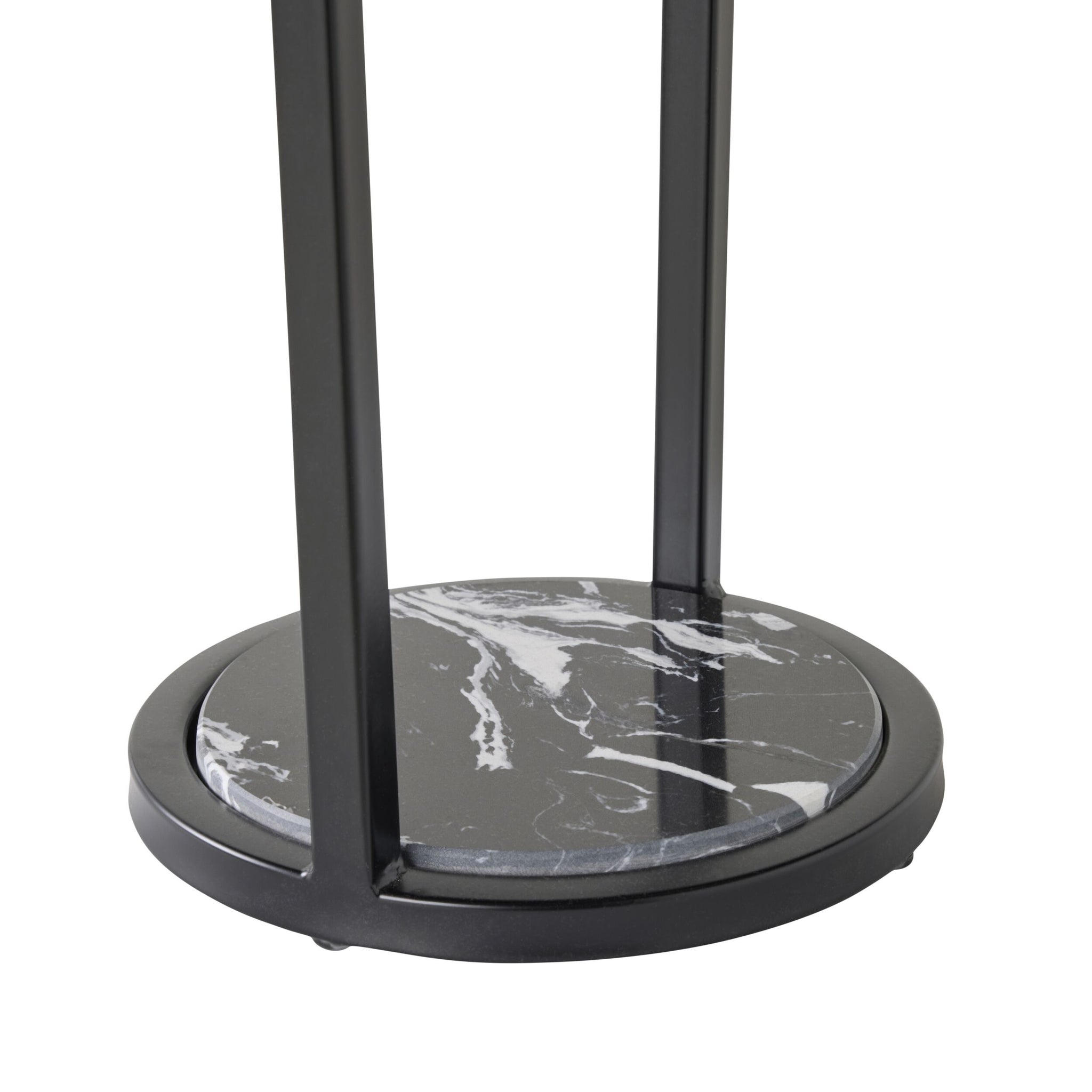 Nero Plant Table