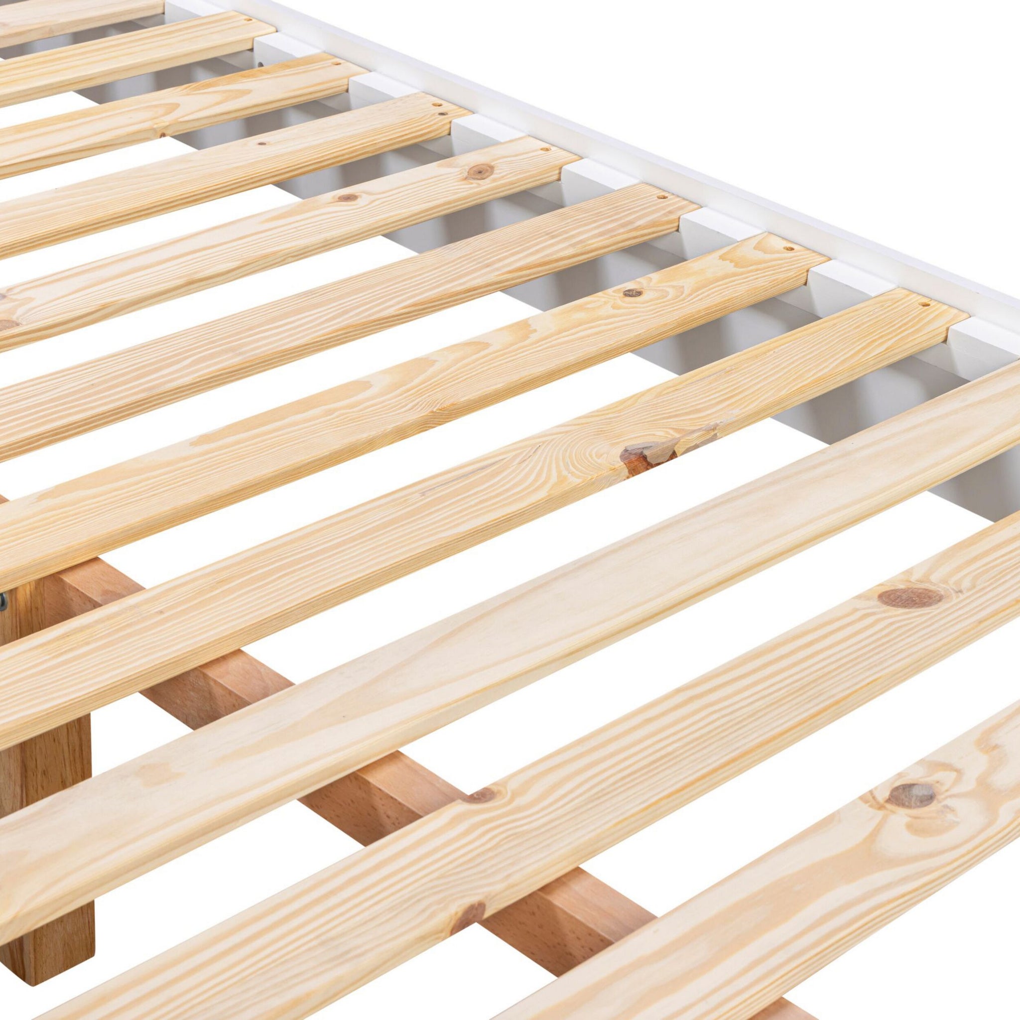 Saige Queen Bed