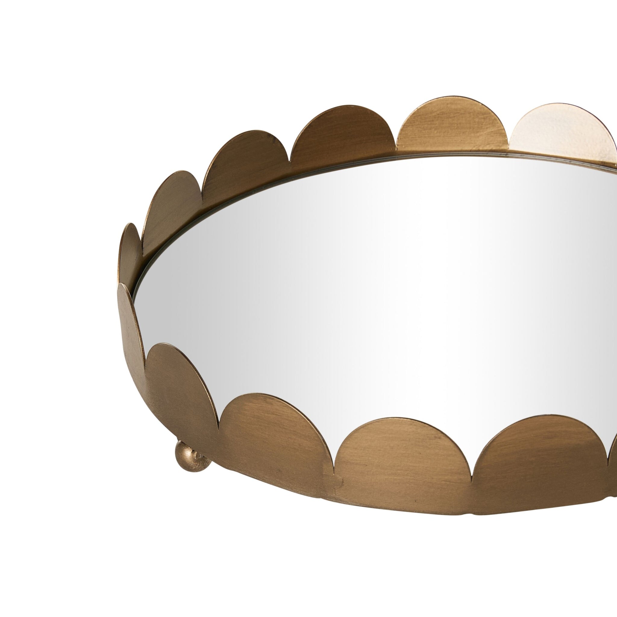 Sari Scalloped Tray 28cm