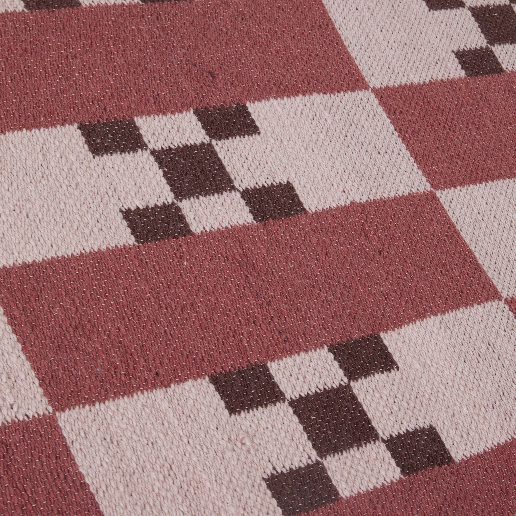Amalfi Raisin Check Outdoor Rug 125x185cm