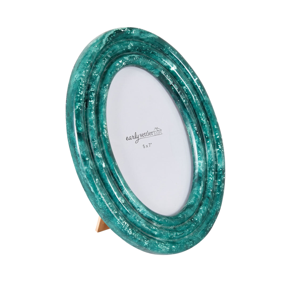 Poppi Resin Ribbed Oval Photo Frame