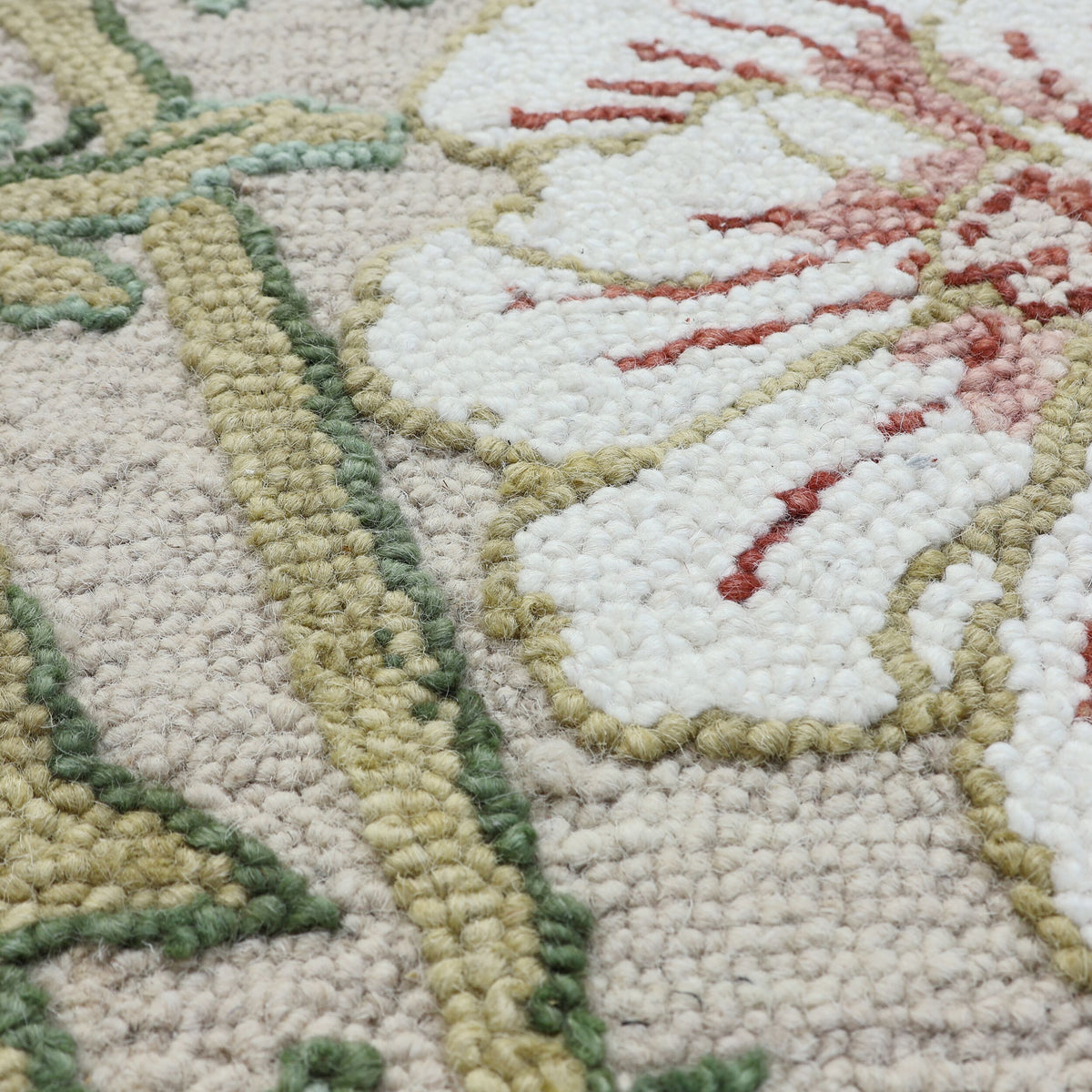 Wild Poppy Wool Rug 150x240cm