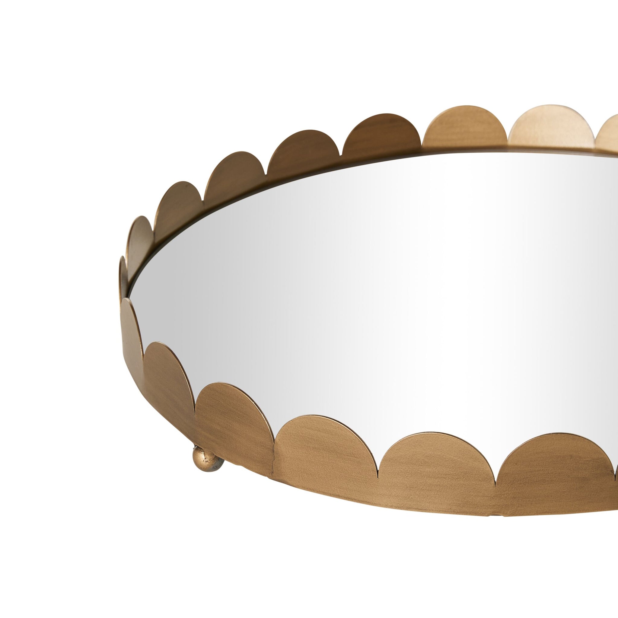 Sari Scalloped Tray 38.5cm