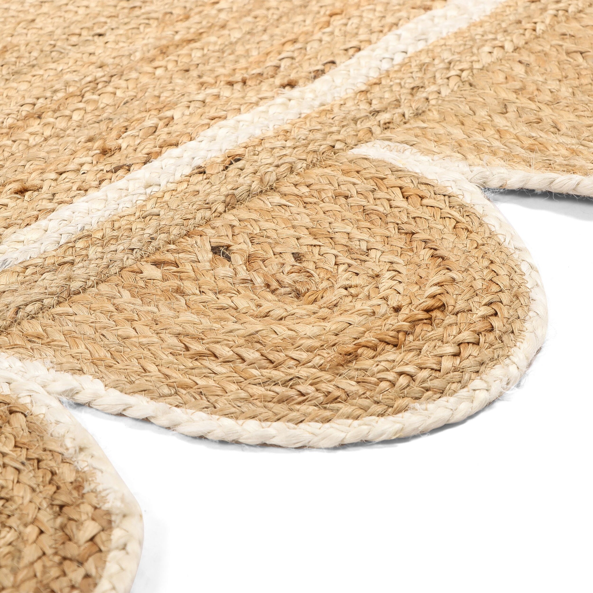 Granada Scalloped Jute Rug 150x240cm