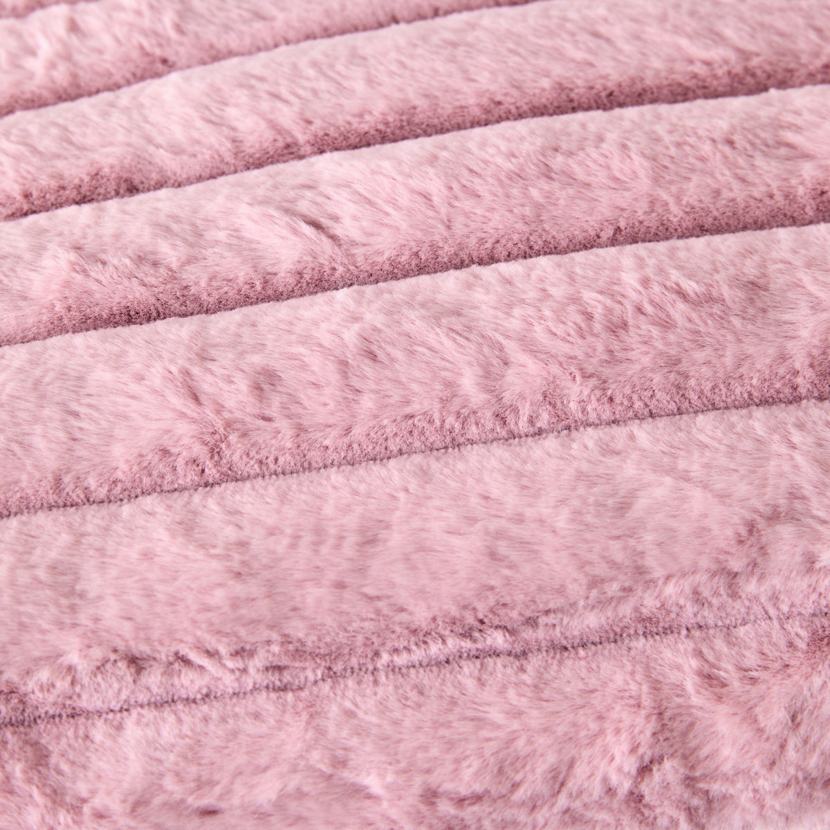 Luxe Rib Faux Fur Throw Blush 130x170cm